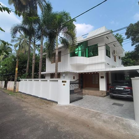 White House Villa Thrissur Exterior photo