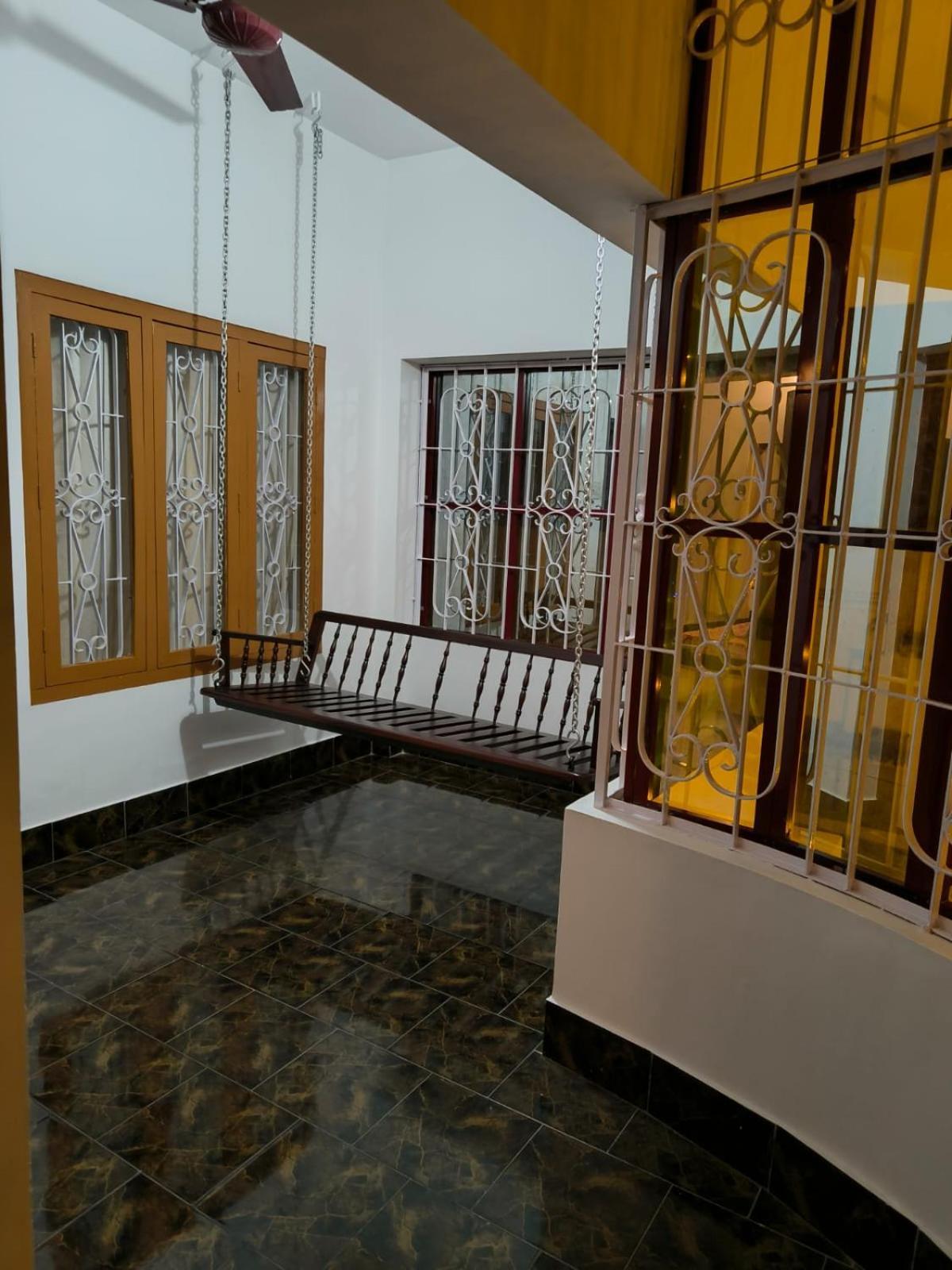 White House Villa Thrissur Exterior photo